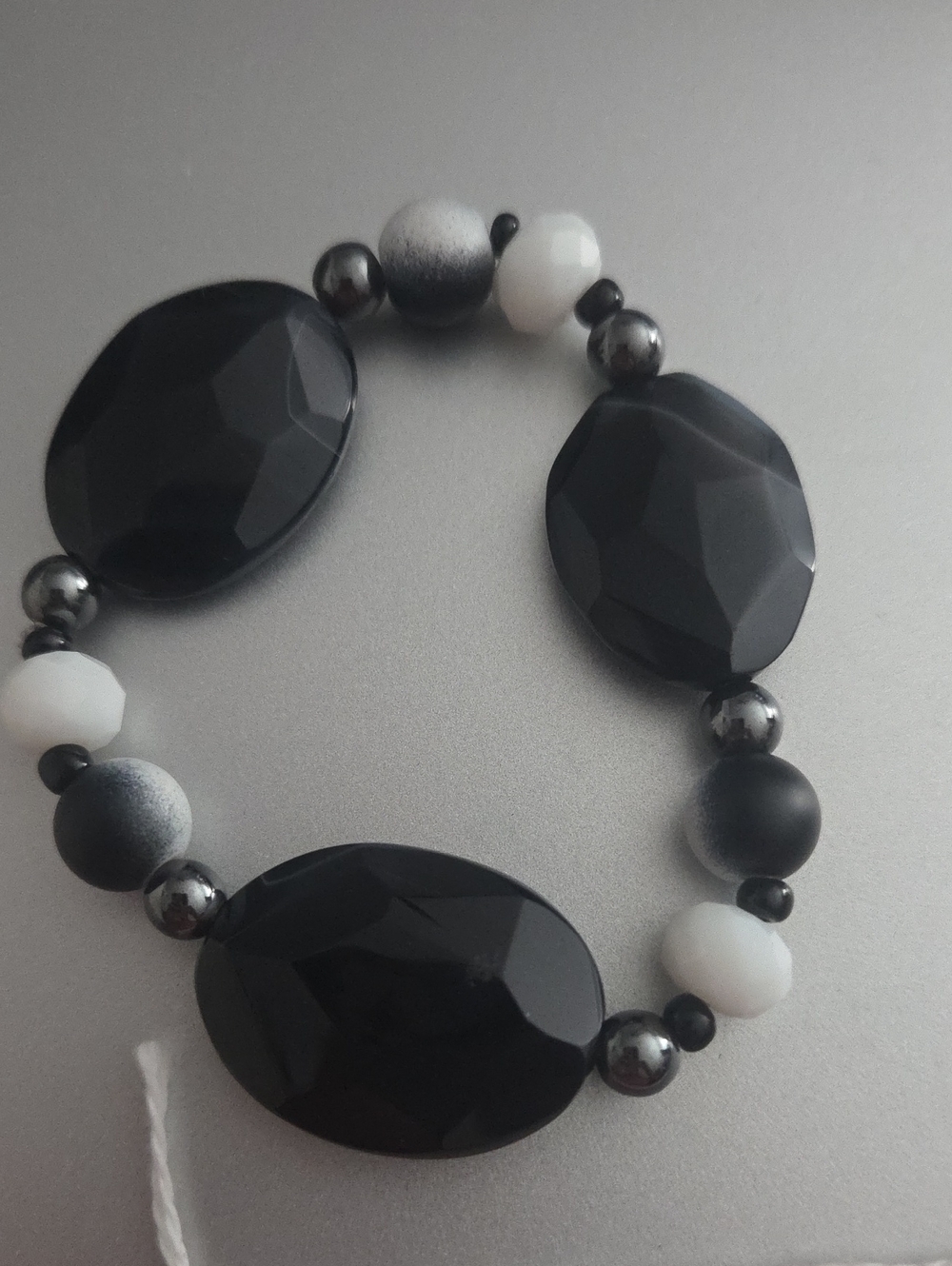 Black & White Faceted Bead Stretch Bracelet - Women Jewelry